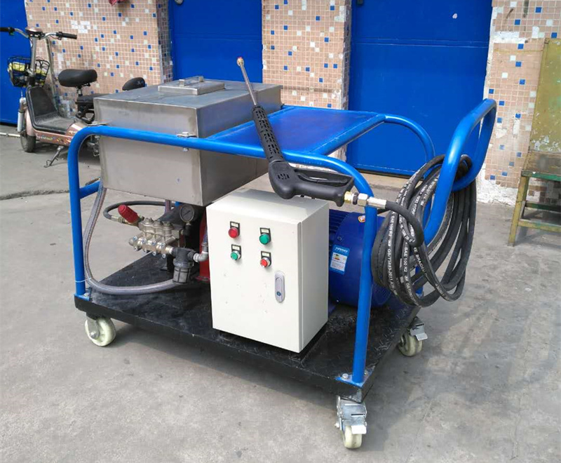 如何減少砂材的磨損及提高噴砂機(jī)的噴砂效果